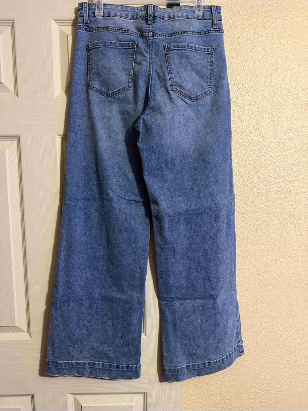 Time and Tru High-Rise Wide Leg Jeans — Blue - Picture 3 of 3